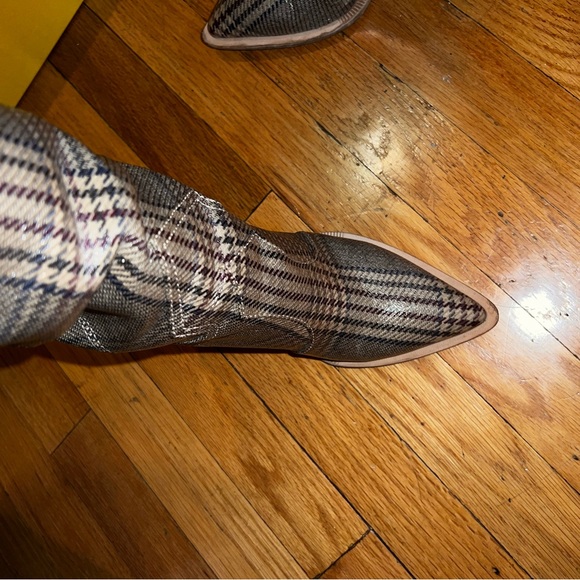 FENDI PLAID LONG COWBOY BOOTS WESTERN - Picture 9 of 16